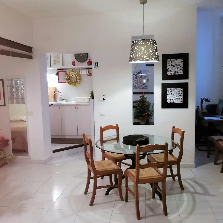 A Trastevere Da Giulia Rome 0*,
